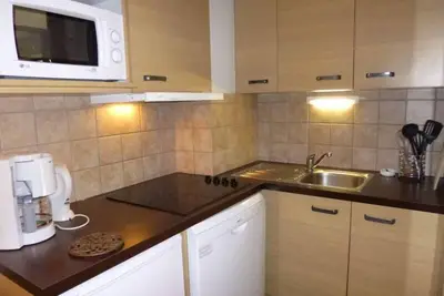 Image de 3ème étage, balcon, télévision, casier à ski, 28m², Brides Les Bains