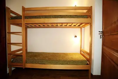 Image de 4ème étage, balcon, télévision, casier à ski, 28m², Brides Les Bains