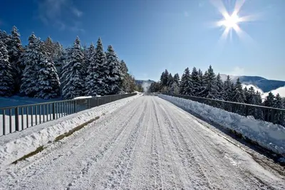 Image de À 100m des pistes de ski, 5ème étage, balcon, télévision, casier à ski, 18m², Chamrousse