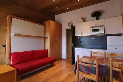 Image de 200m du centre station, 2ème étage, balcon, télévision, 25m², Alpe d'Huez