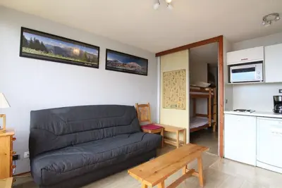 Image de À 300m des pistes de ski, 1er étage, balcon, télévision, casier à ski, 26m², Alpe d'Huez