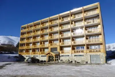 Image de À 50m des pistes de ski, 3ème étage, balcon, télévision, casier à ski, 28m², Alpe d'Huez