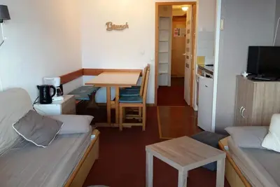 Image de À 100m des pistes de ski, 2ème étage, vue montagne, balcon, télévision, 35m², Montchavin La Plagne