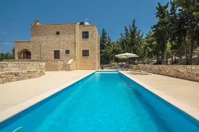 Image de Neda Villa with private pool, Peaceful location, 2. 7km from sandy beach