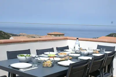 Image de Haut de villa vue sur mer, terrasse et Jacuzzi à 5 km d'Ile Rousse