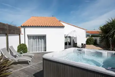 Image de Odys villa avec Spa.
