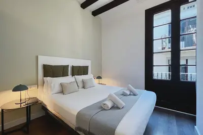 Image de Charming and Bright 3bed/2bath in Vibrant Gracia