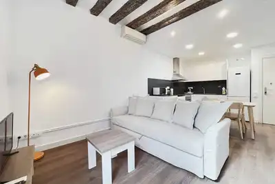 Image de Charming 3 Bed in Gracia with a Sunny Balcony