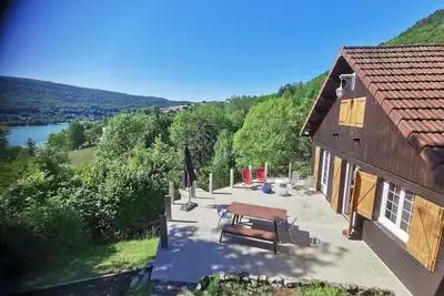 Image de Chalet avec vue sur l'Ain