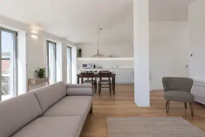 Image de Porto Rooftop Apartment with A/C, balcony and office (weekly discount)