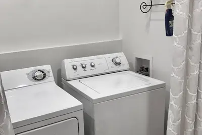 Image de Large Downtown Artist's Loft, 30 min to Lexington, Horse, Bourbon, R River Gorge