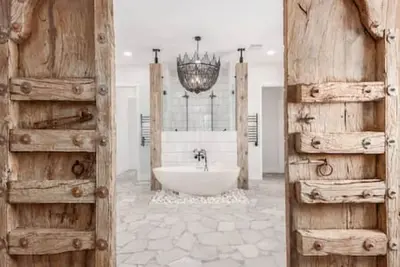 Dashing New Build Old Town Scottsdale Heated Pool