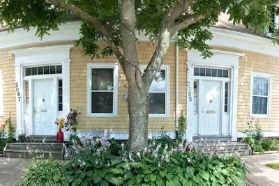Image de Heritage Row House beside Citadel Hill