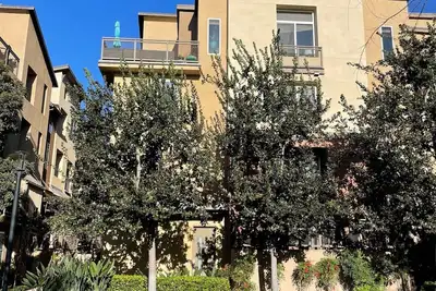 Image de Luxury Artistic Townhouse & Loft W/Prime View & Location
