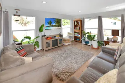 Image de Atargatis \"the first mermaid\"; an updated & spacious home, close to everything!