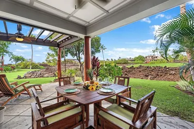 Image de Explore Waimea from Golf Villas G1: a luxurious 2-bedroom retreat with beach access.