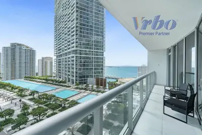 Image de Icon W Brickell Fantastic Pool Ocean 1br/1ba/Den #1901