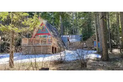 Image de Enjoy the Woods! On Acreage! Recreational Area!