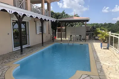Image de Confortable T3, Vue Sur Mer 180°, Piscine Privative, Calme, Wifi