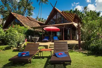 Image de Magical Thai Style Beachfront Villa