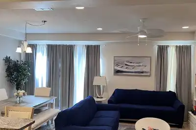 Image de 4 bdr -2 primary suites -Minutes from Disney/Universal Parks sleeps 10-12plus