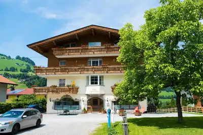 Image de Appartement avec balcon/terrasse et bien-être
