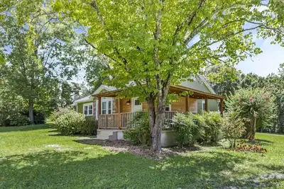 Image de S. Circle - Beautifully Restored Home