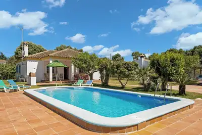 Image de Casa Caramá avec piscine, jardin et Wi-Fi. Animaux admis