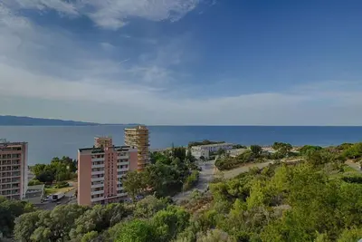 Image de Appartement climatisé avec terrasse à Ajaccio