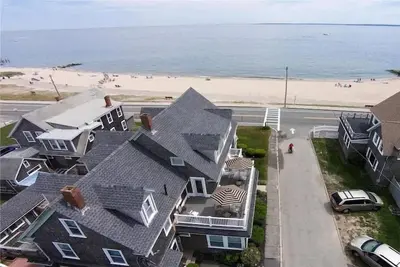 Image de Beachfront Home Perfect For Large Groups! Rpam003