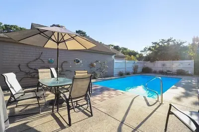 Image de Tranquil New Seabury Escape w/ Heated Private Pool and Central Ac Rpam008