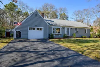 Image de Perfectly Located Osterville Heights Rental Rpam021