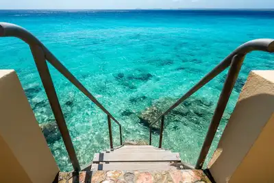 Image de Oceanfront 3 bedroom apartment Coral Oasis - fully airconditioned!