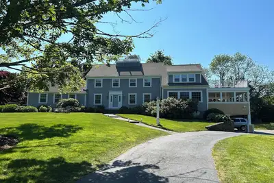 Image de Northside Off of Historic 6a      Lovely pet friendly rental home Rpms069