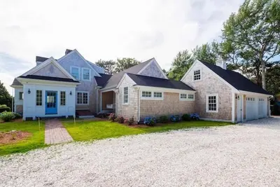 Image de A Tranquil Pond Front Oasis w/ Private Dock + B-Ball Court Rpam073