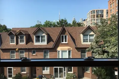 Image de Full house in Downtown East!