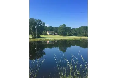 Image de BuckHaven Countryside Retreat with Fishing Pond