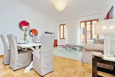 Image de 3 appartements dans le même bâtiment