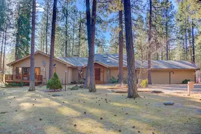 Image de A Lovely home, Pet Friendly, Hot Tub & National Forest