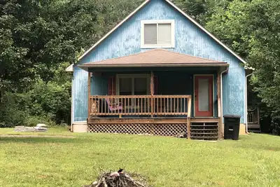 Image de Cumberland Lake House - 2 miles from Jamestown Marina - Sleeps 11