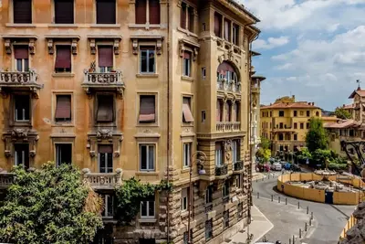 Image de Historic home in the Palazzo degli Ambasciatori Coppedè district