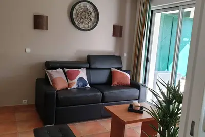 Image de Appt avec piscine à 200 mètres plage et spot surf