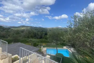 Image de Detached villa with pool 2 steps from the sea