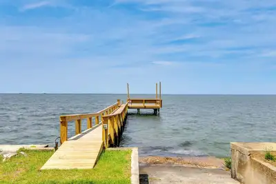 Image de Lakefront Retreat w/ Game Room & Private Dock!