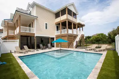 Image de Oceanside, Private Pool, Elev, Hot Tub Rec Room, yard, Sun-Sun, Ww865-This One's for You!