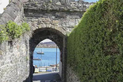 Image de Min Y Don, pet friendly, with open fire in Conwy