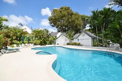 Image de Large modern 3-bed townhouse w/shared pool