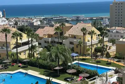 Image de Location! Beautiful apartment in front of the port and beach