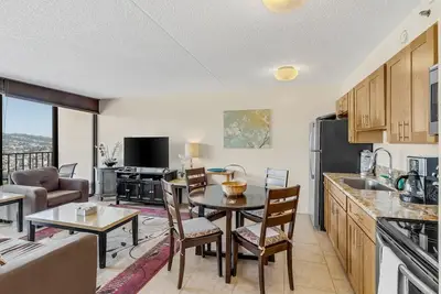 Image de Tower 2 Suite 3709 - Qqp