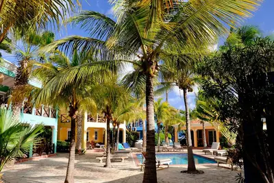 Image de Villa Olivia Poolside, Dive villa, 300 m from the Ocean!